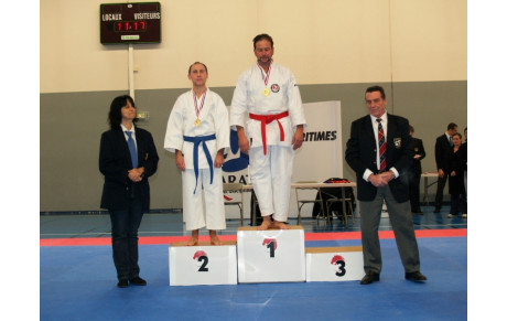 MOISSON DE MEDAILLES AU CHAMPIONNAT DEPARTEMENTAL KATAS