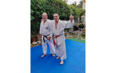 Un 4ème Dan réussi avec brio par Richard THIERY,ici en compagnie de son proesseur Michel RICATTI